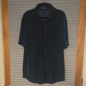 Manfinity Men's Dark Emerald Velvet & Mesh Pinstripe Button-Down Shirt